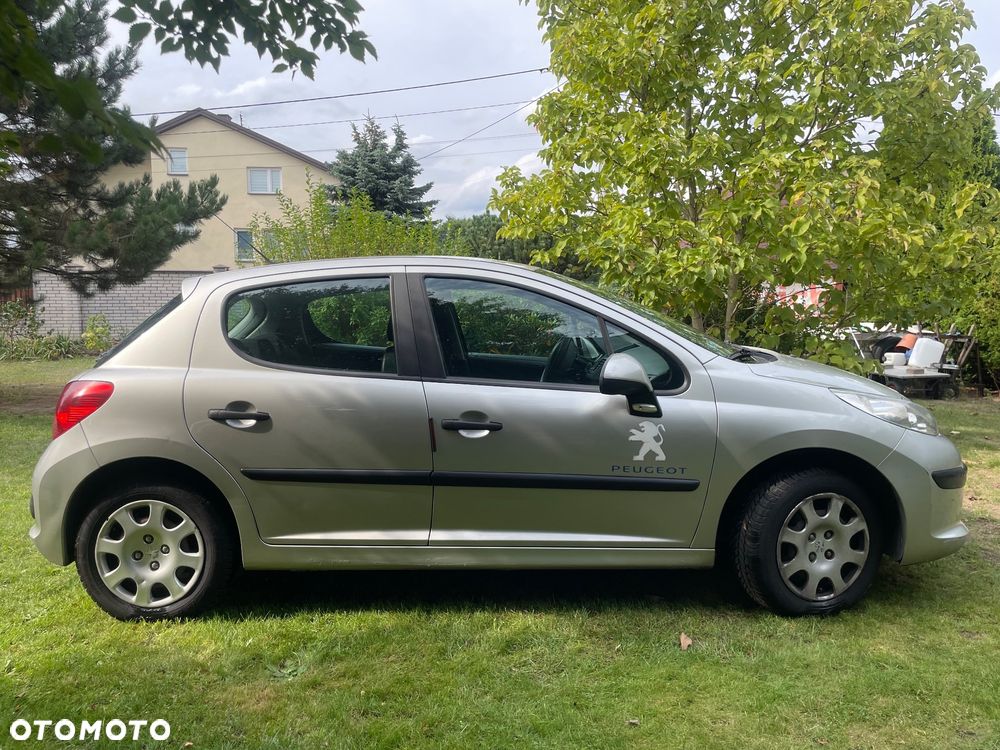 Peugeot 207 1.4 Presence - 8