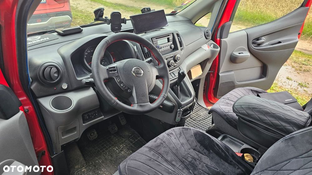 Nissan NV200 - 16