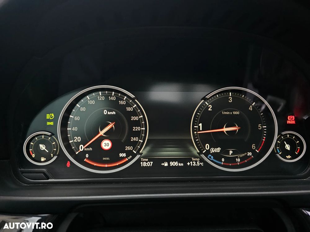 BMW Seria 5 520d Aut. Luxury Line - 16