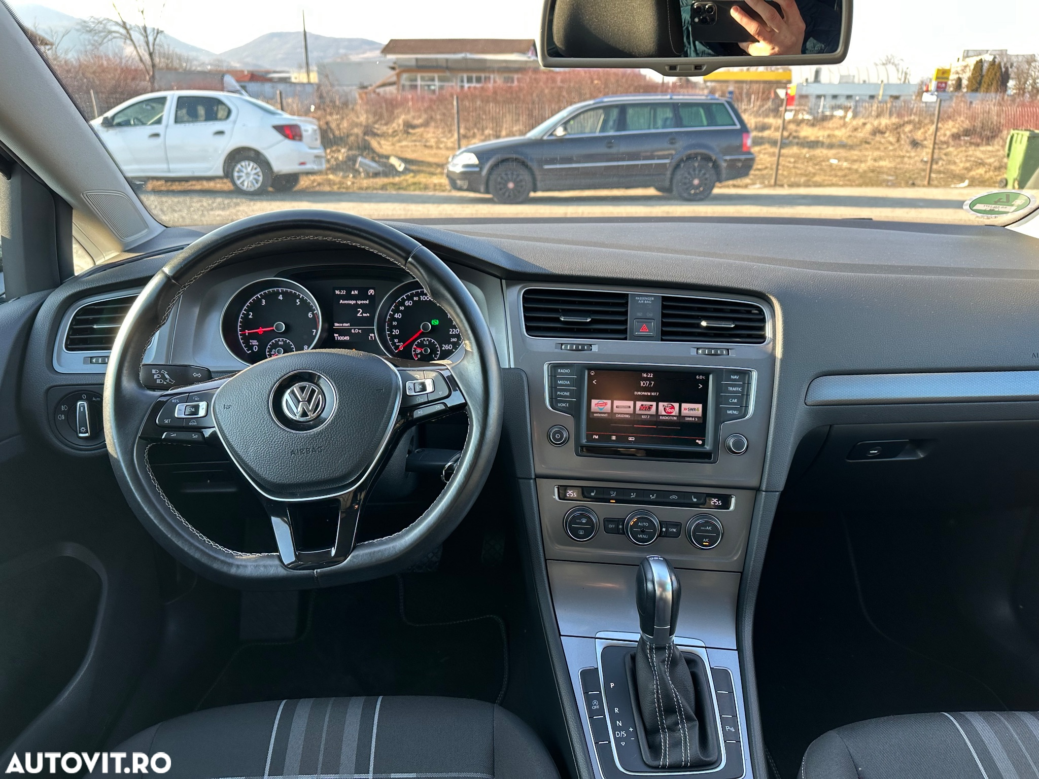 Volkswagen Golf Variant 1.2 TSI BlueMotion Technology DSG Lounge - 9