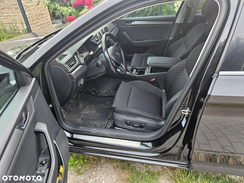 Skoda Superb 2.0 TDI 4x4 Style DSG - 13