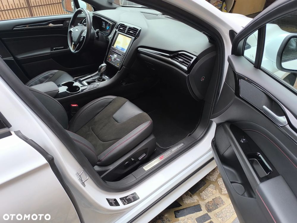 Ford Mondeo 2.0 Ti-VCT ST-Line - 19