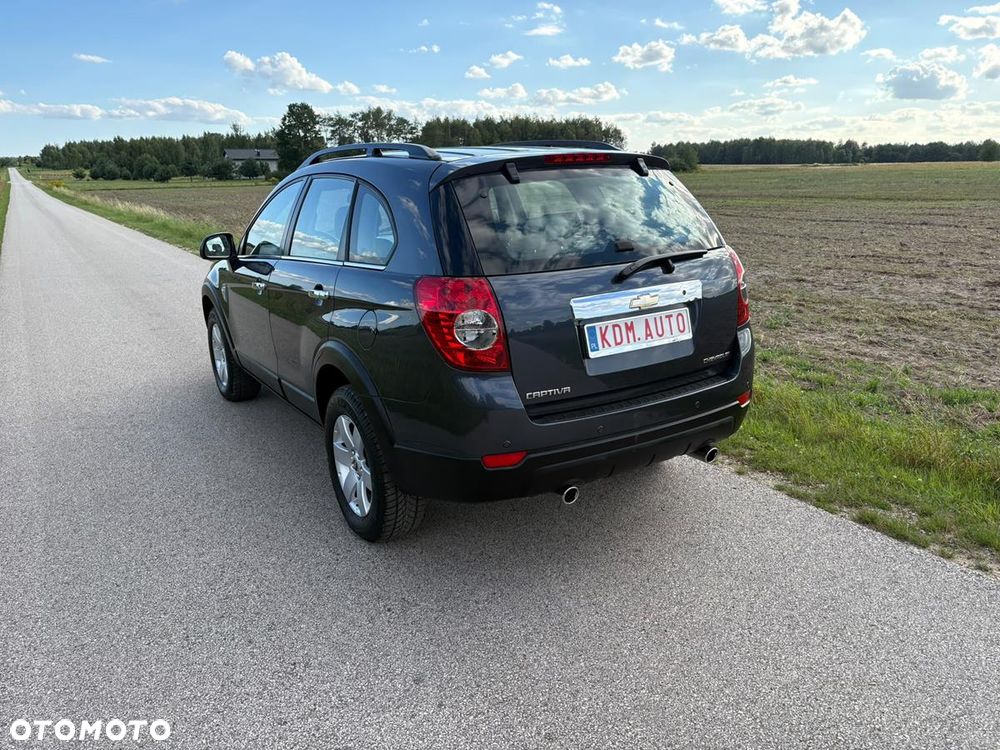 Chevrolet Captiva 2.4 4WD 7 Sitzer LT - 9