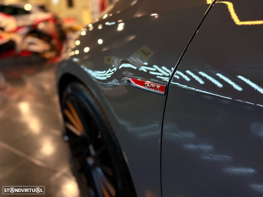 VW Golf GTI TCR 2.0 TSI OPF DSG - 11