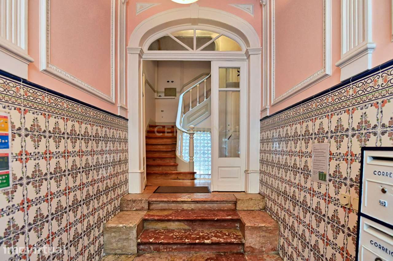 Apartamento com 4 divisões para venda em Lisboa - Grande imagem: 2/29