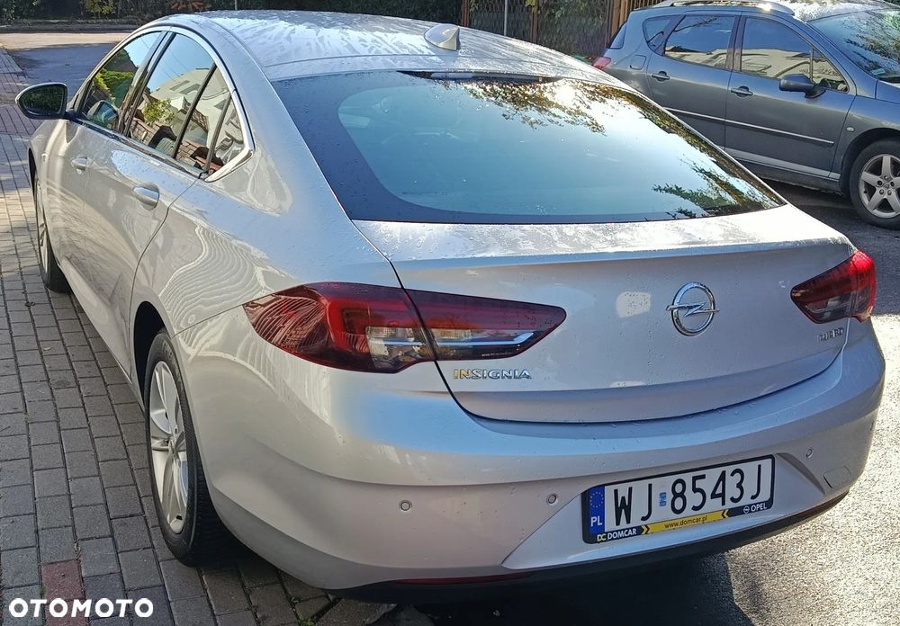 Opel Insignia - 8