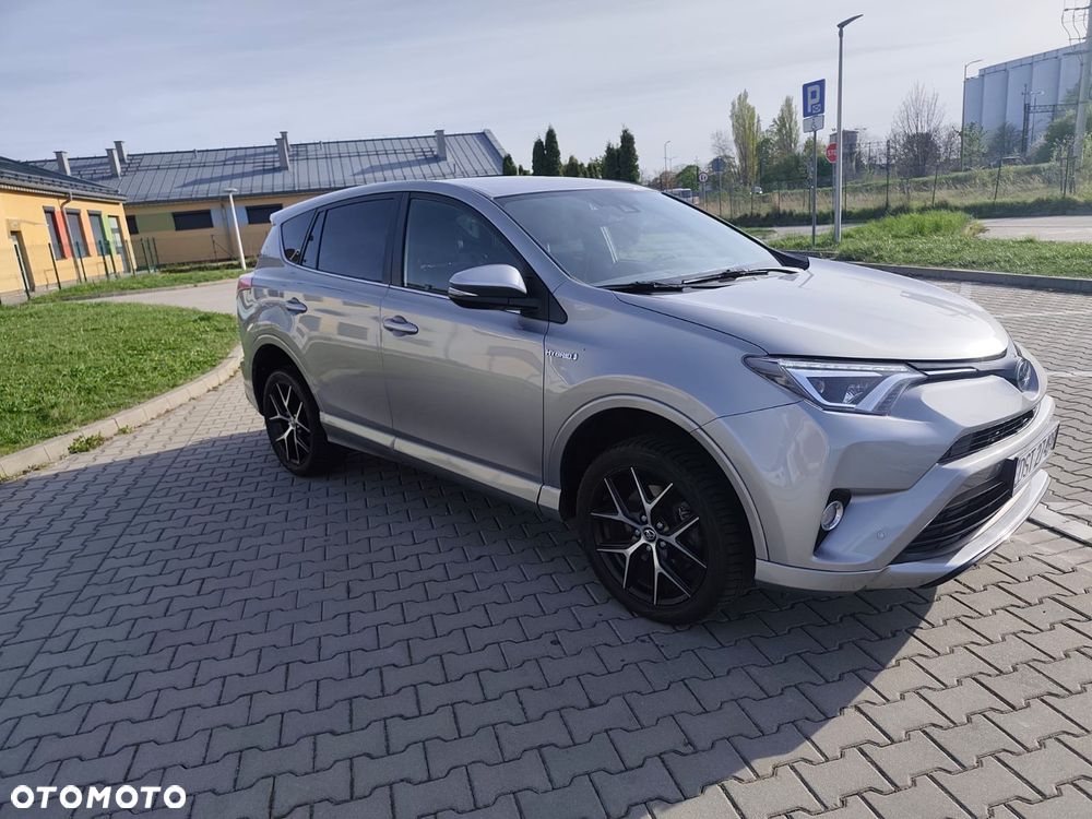 Toyota RAV4 - 7