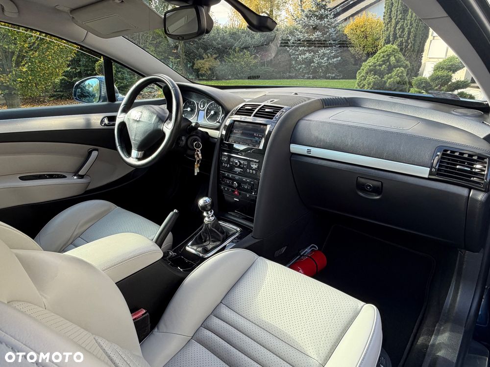 Peugeot 407 - 25