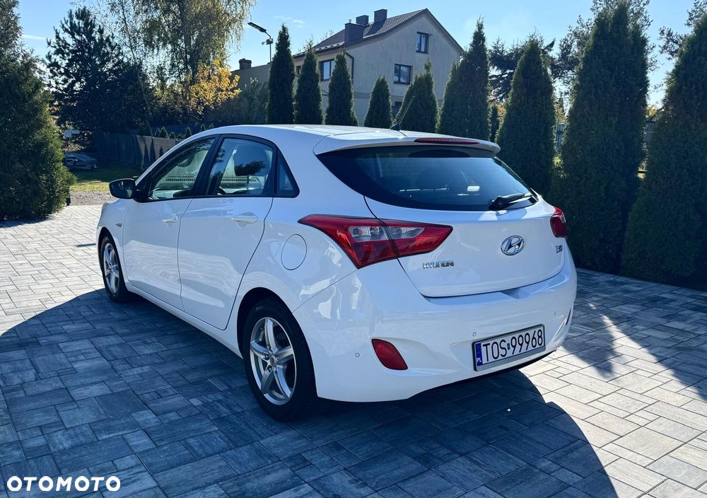 Hyundai i30 - 11