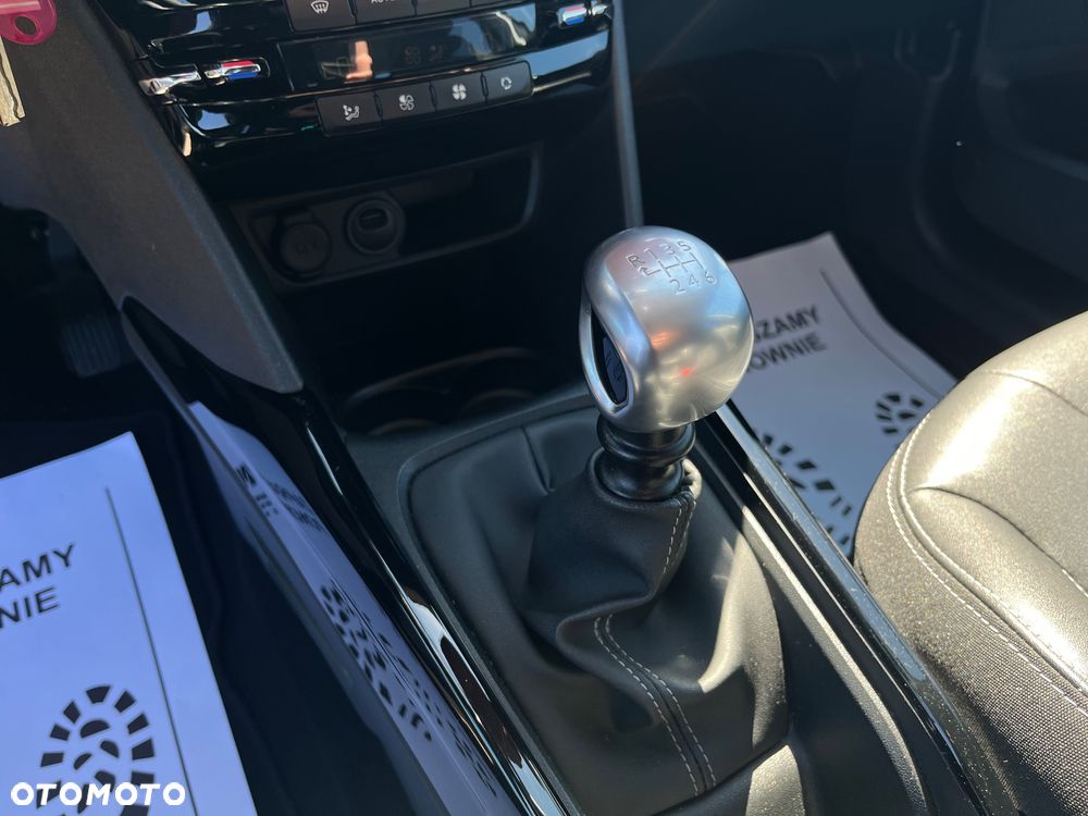 Peugeot 2008 PureTech 130 Allure - 15