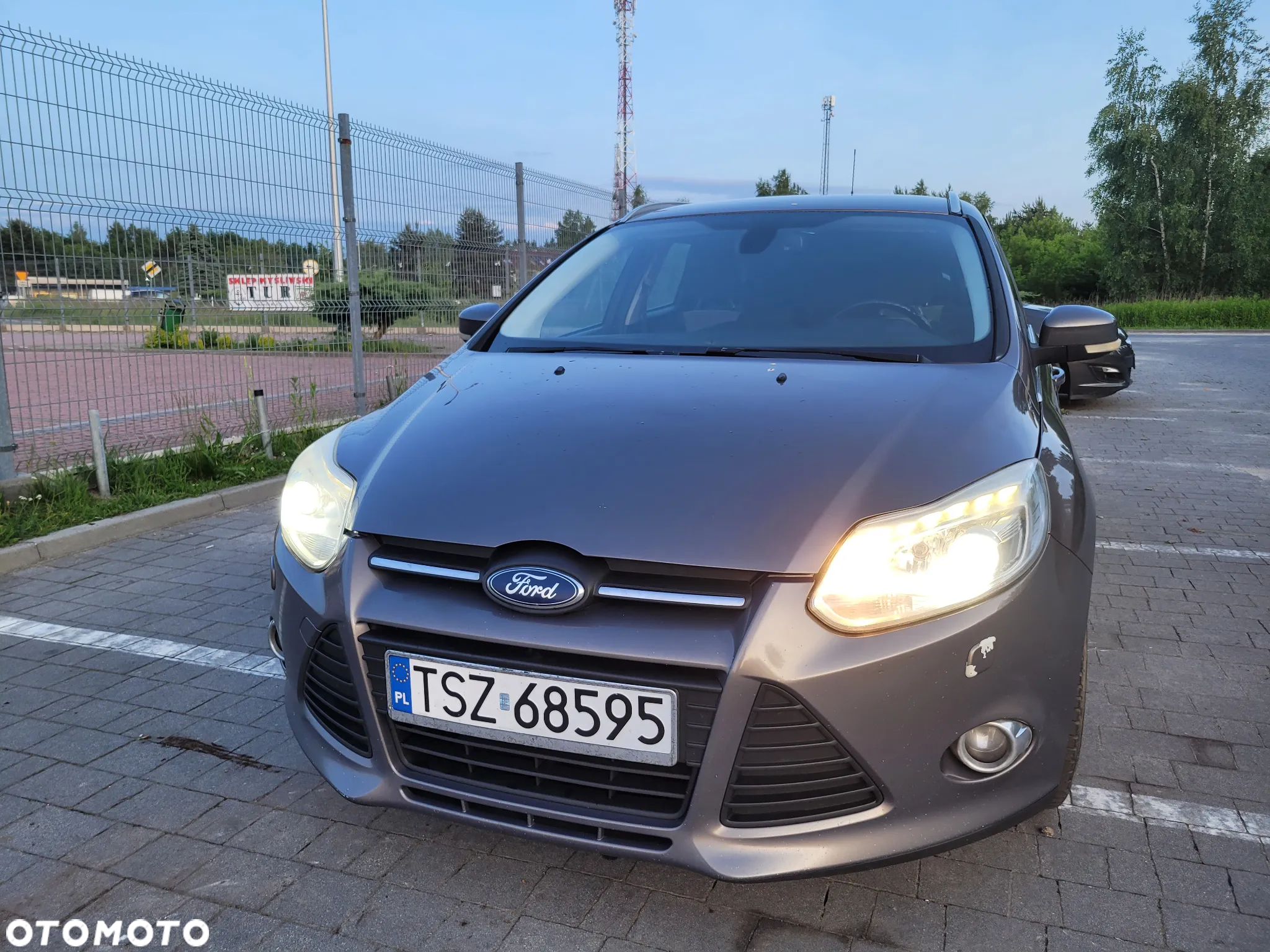 Ford Focus - 10