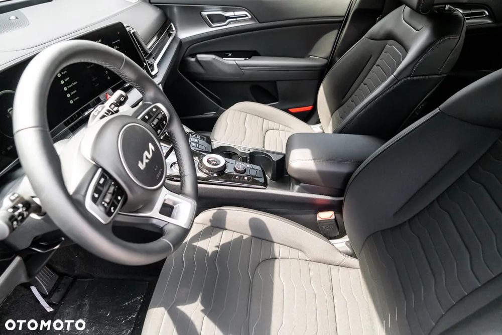Kia Sportage 1.6 T-GDI HEV Business Line 2WD - 23
