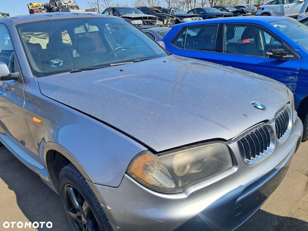 BMW X3 E83 Silbergrau metallic A08/7 Maska pokrywa silnika - 1