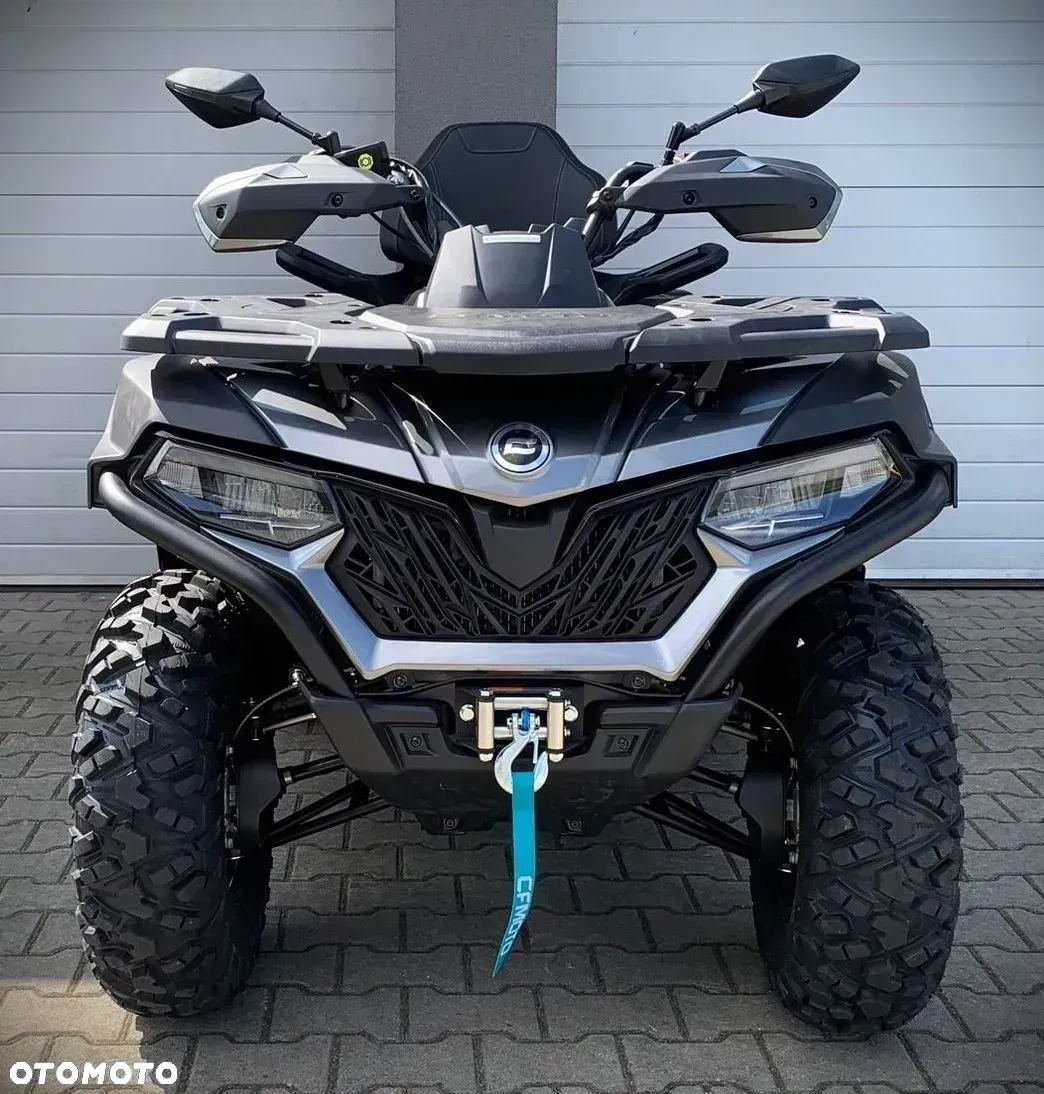CFMoto CForce - 16