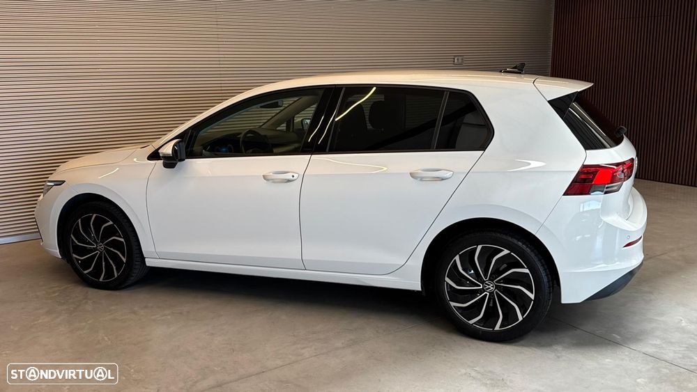 VW Golf - 9