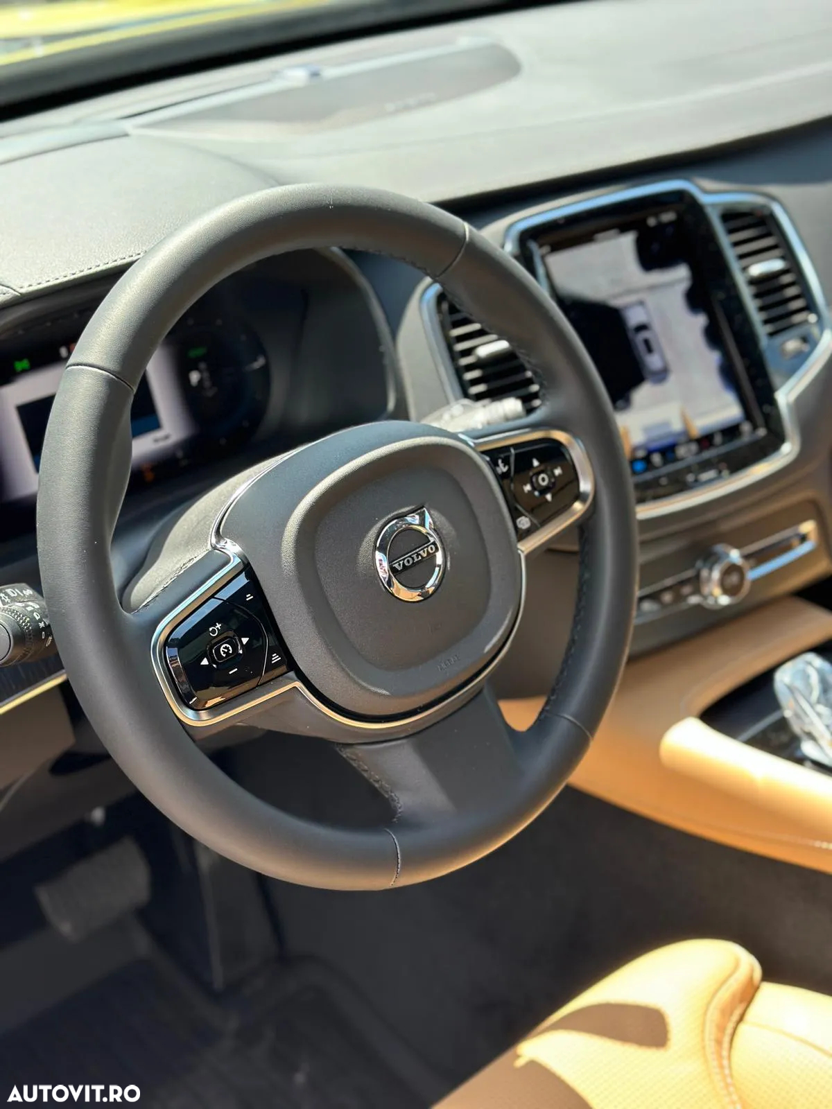 Volvo XC 90 - 9
