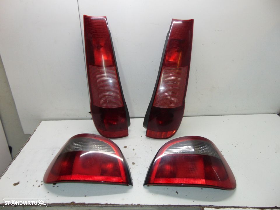 Fiat punto/ Renault megane farolins trás - 1