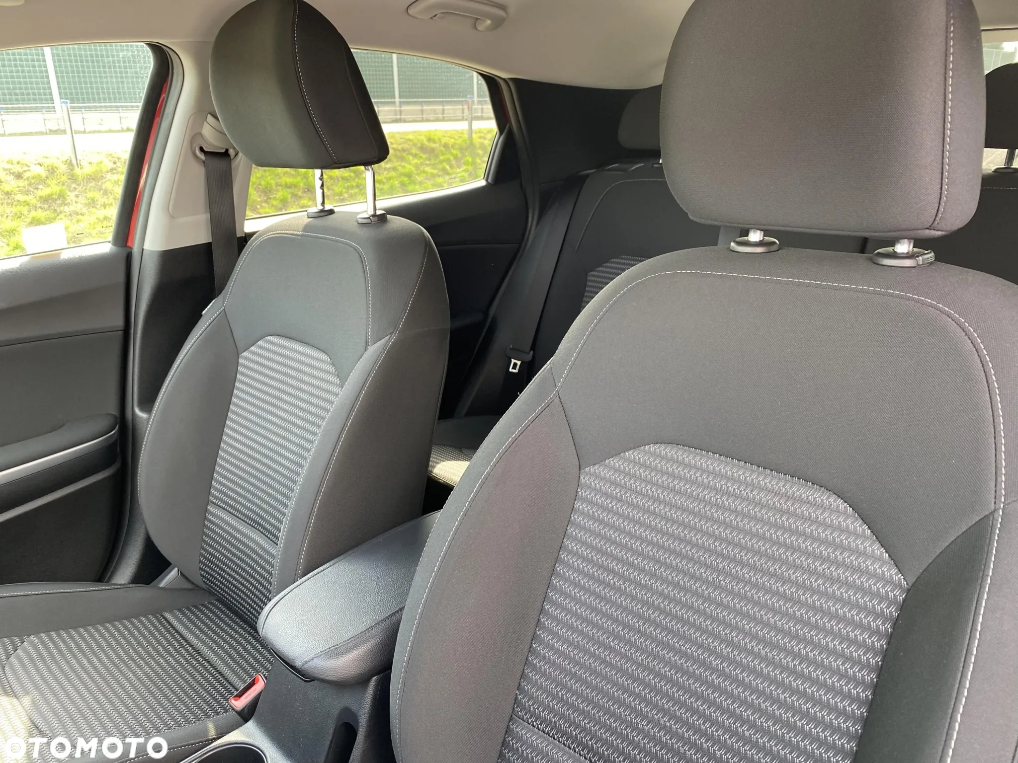 Kia XCeed 1.5 T-GDI M - 12