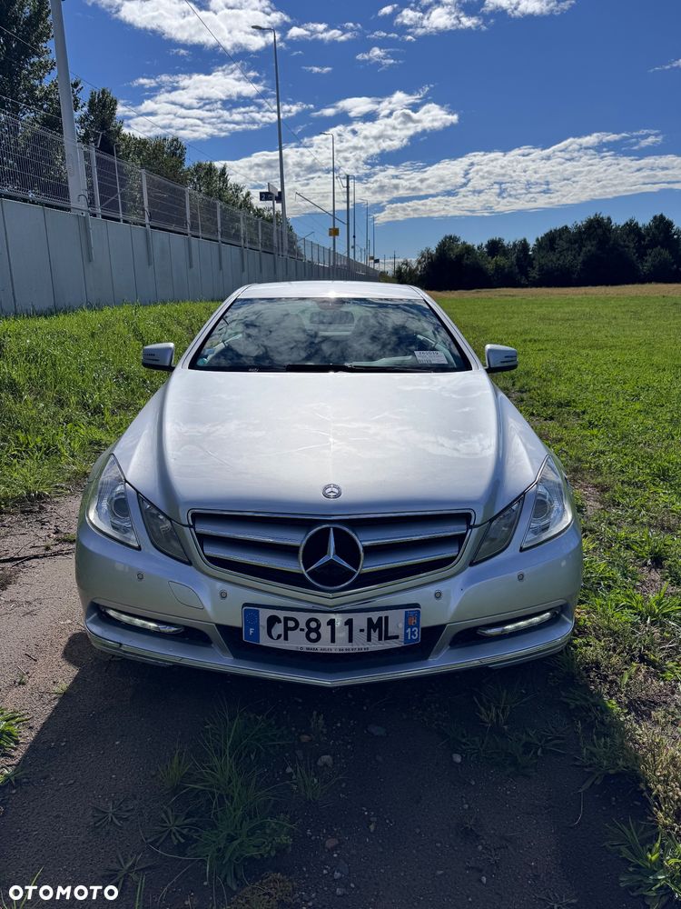 Mercedes-Benz Klasa E 220 CDI Elegance DPF - 6