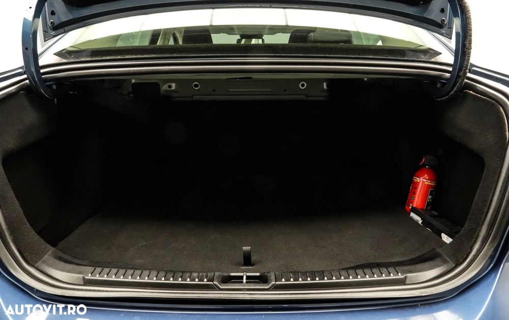 Ford Focus 1.5 EcoBlue Titanium - 22