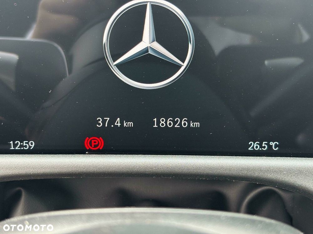 Mercedes-Benz Klasa E - 19