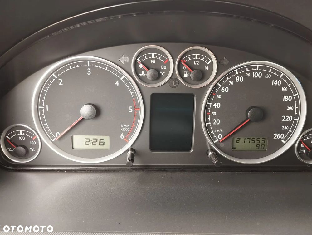 Volkswagen Sharan 1.9 TDI - 11