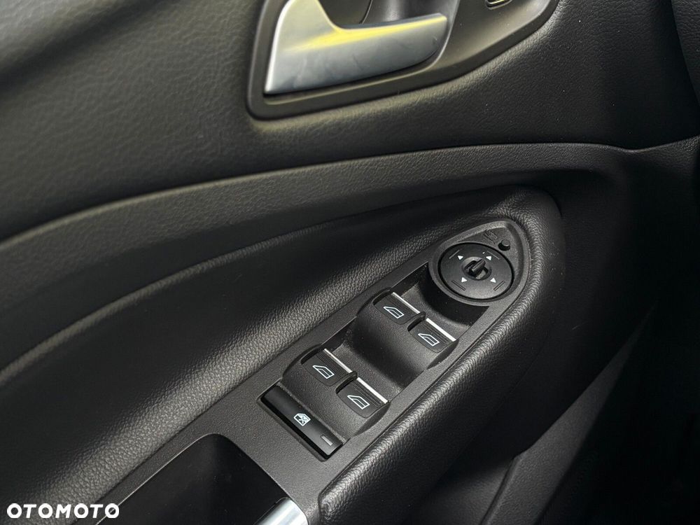 Ford Kuga 2.0 TDCi AWD ST-Line - 25