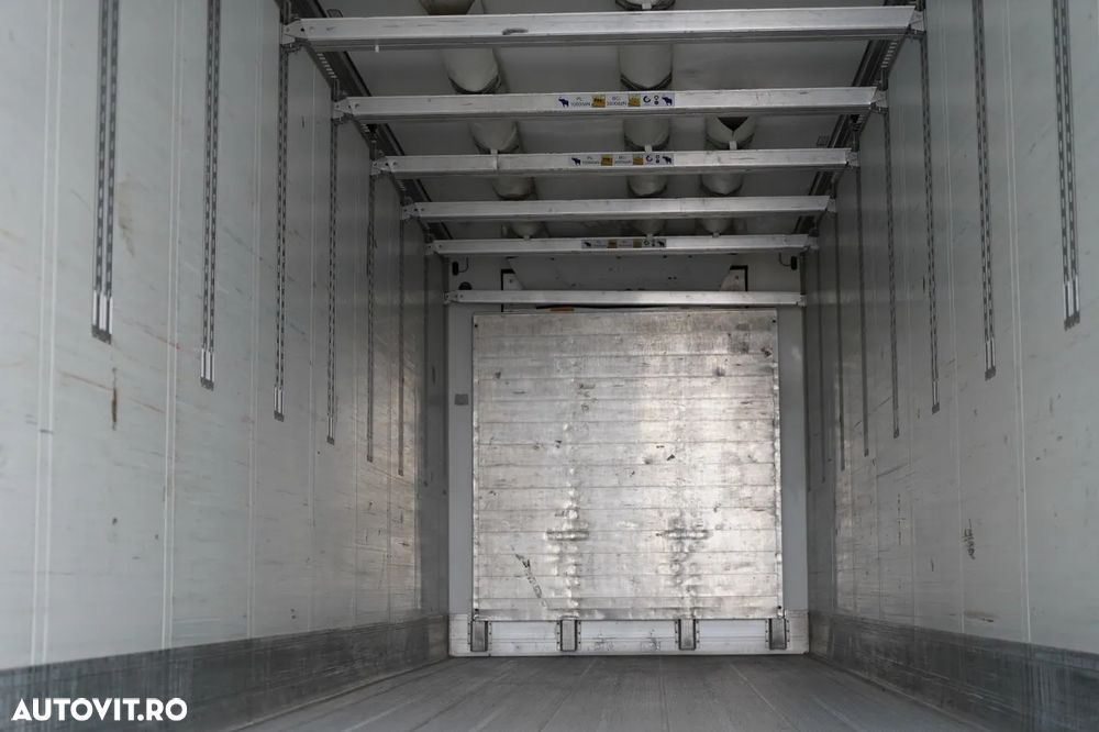 Schmitz Cargobull REFRIGERATED / CARRIER VECTOR 1550 / DOUBLE STOCK / 2 LIFTING AXLES / SAF - 20