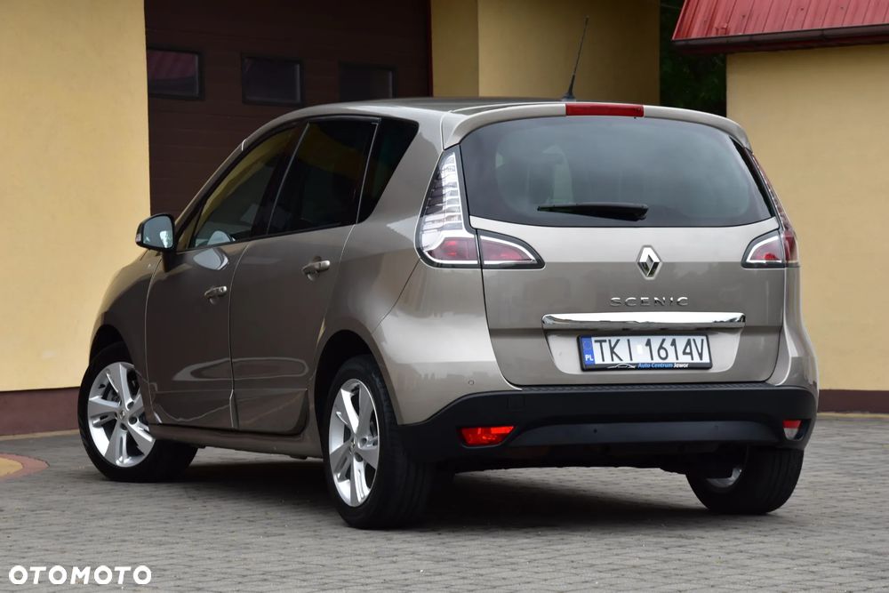 Renault Scenic 1.6 16V 110 Dynamique - 9