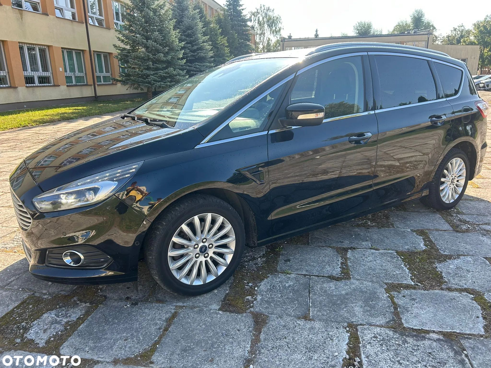 Ford S-Max - 1
