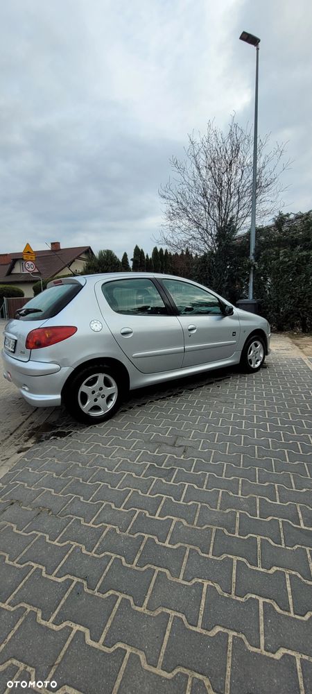 Peugeot 206 75 JBL - 40