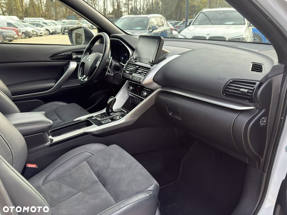 Mitsubishi Eclipse Cross - 21