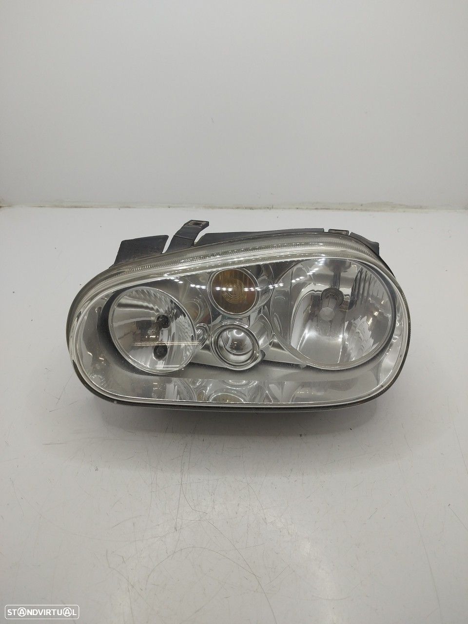 Farol/ Otica Dianteiro Esq Volkswagen Golf Iv (1J1) - 1