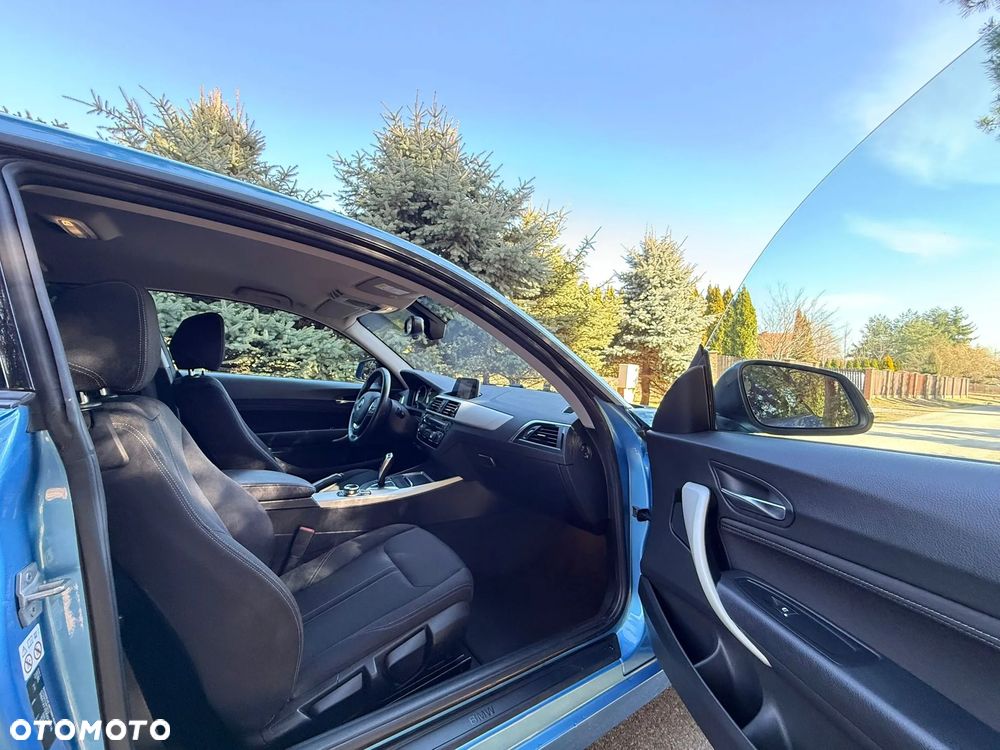 BMW Seria 1 120d xDrive Sport-Aut Sport Line - 19