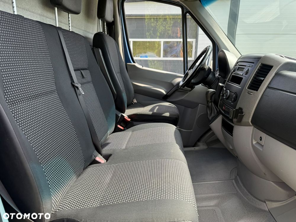 Mercedes-Benz Sprinter - 15