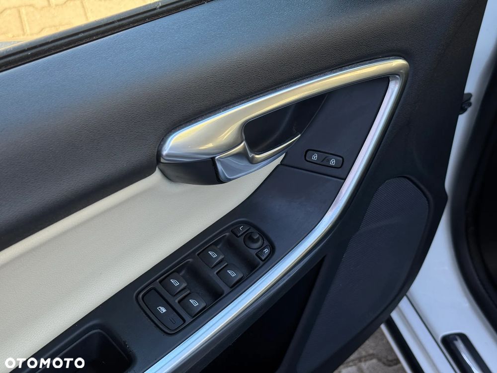 Volvo S60 T5 Drive-E Summum - 15