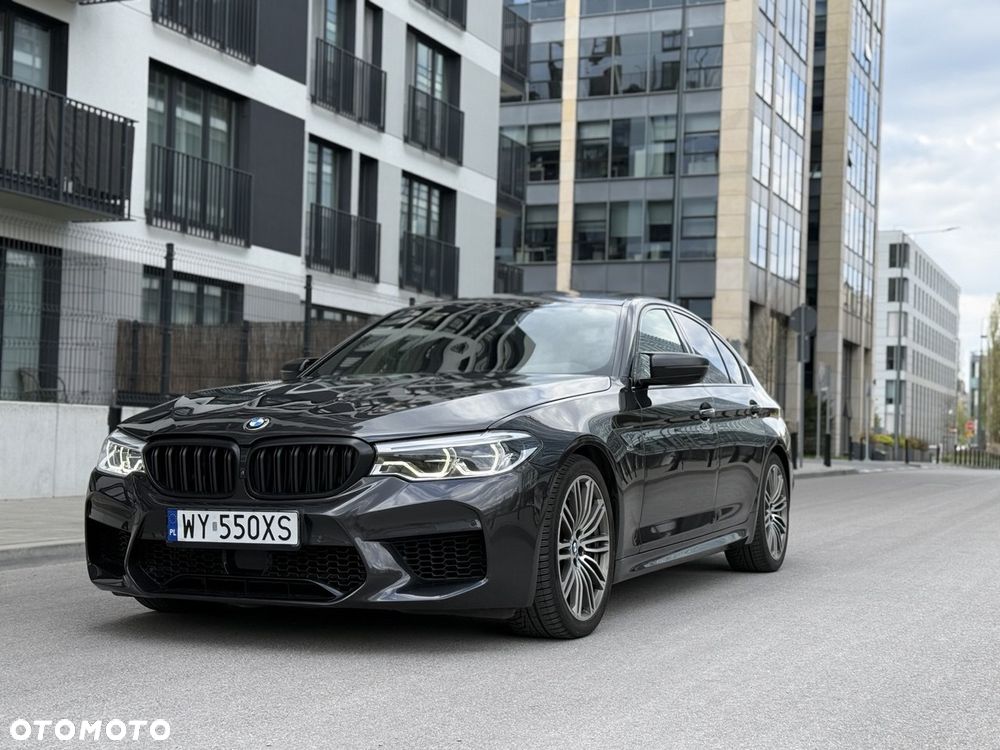 BMW Seria 5 M550i xDrive sport - 1