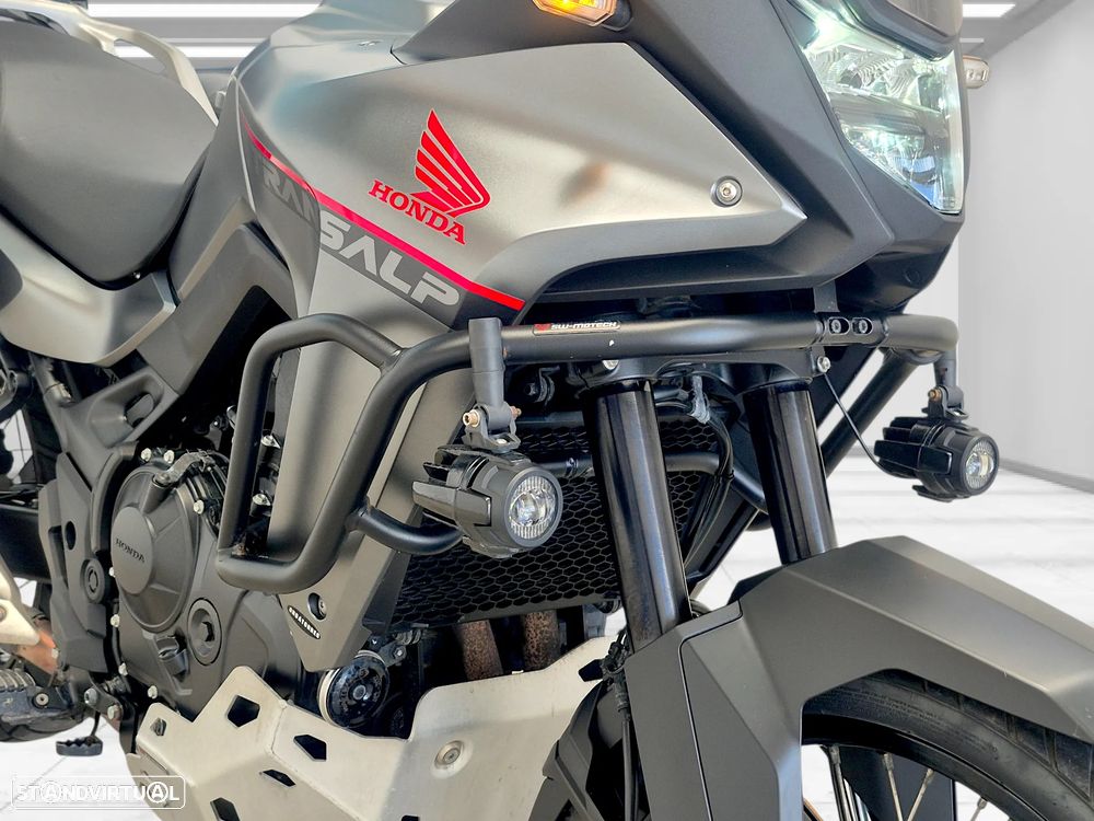 Honda Transalp XL750 - 9