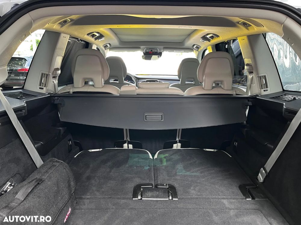 Volvo XC 90 T8 AWD Twin Engine Geartronic Inscription - 33