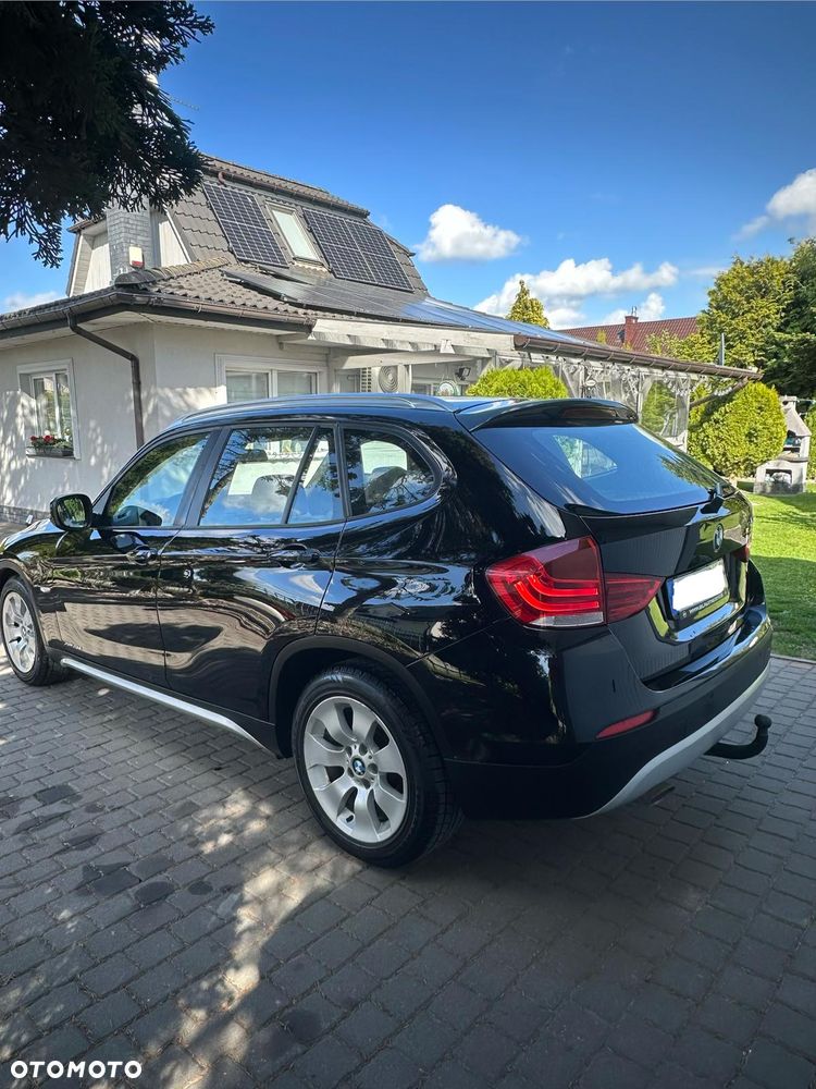 BMW X1 xDrive20d - 8