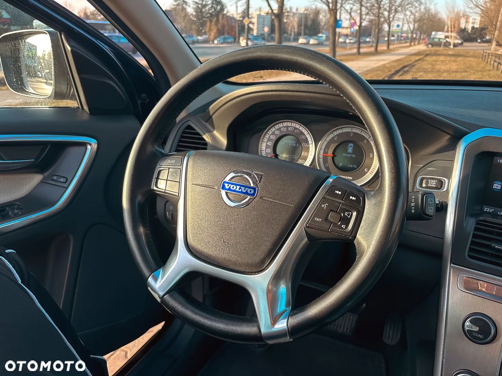 Volvo XC 60 2.4D AWD Summum - 14