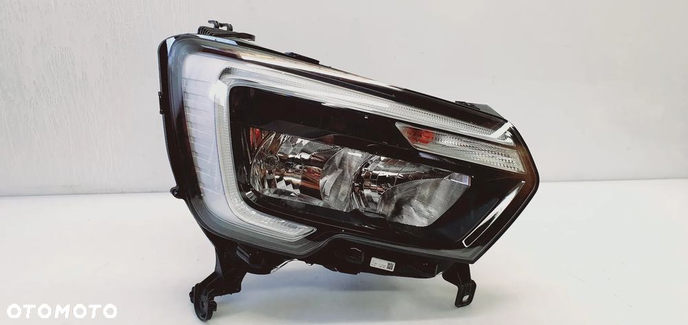 RENAULT MASTER 4 IV LIFT LAMPA PRZÓD PRAWA 260105567R ORYGINAŁ EUROPA - 2
