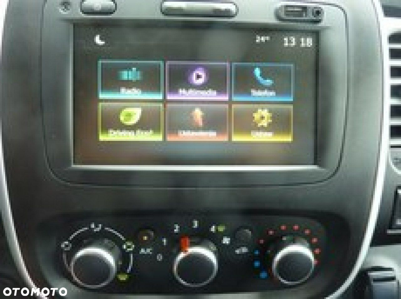 Nissan NV300 - 24
