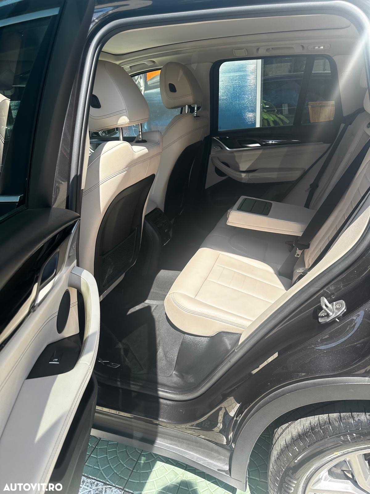 BMW X3 xDrive20d AT Luxury Line - 14