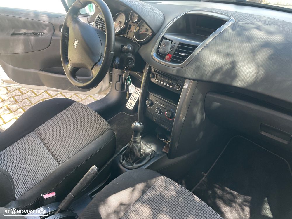 Peugeot 207 1.4 HDi Sport - 22