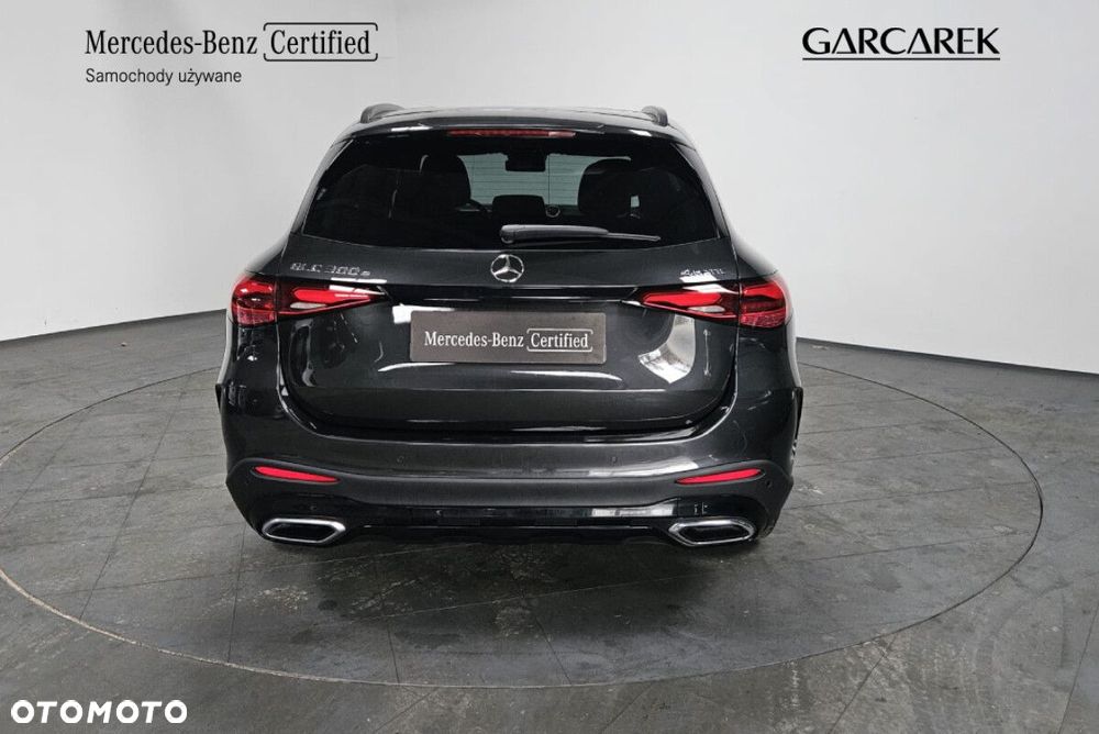 Mercedes-Benz GLC - 7