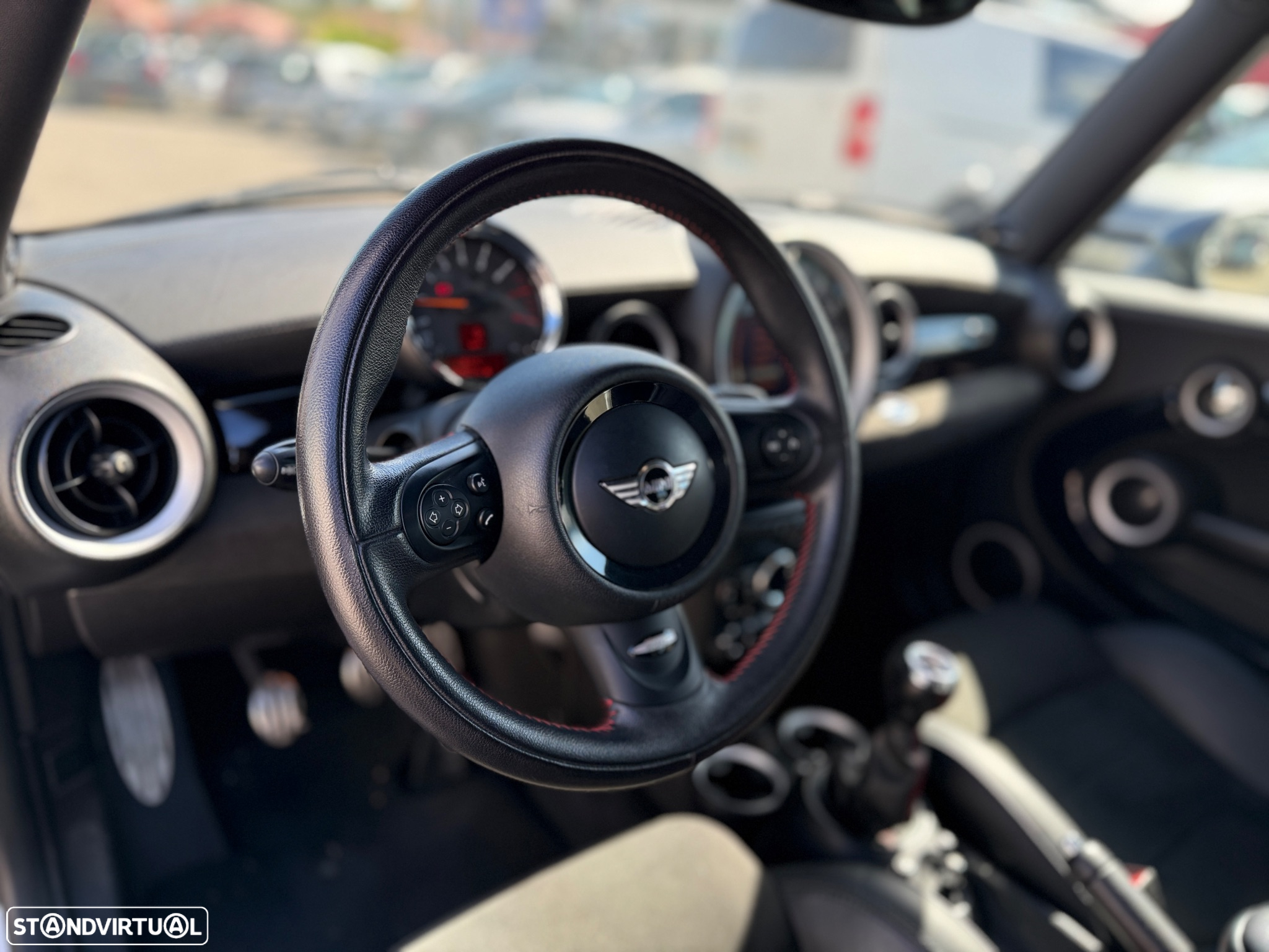 MINI 3 Portas John Cooper Works - 8
