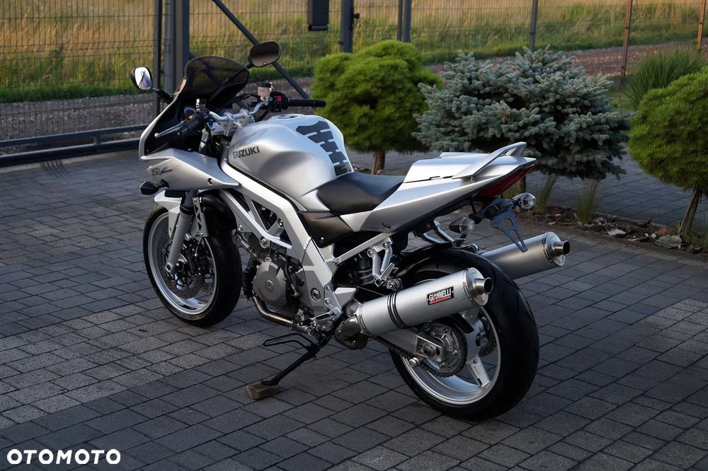 Suzuki SV - 9