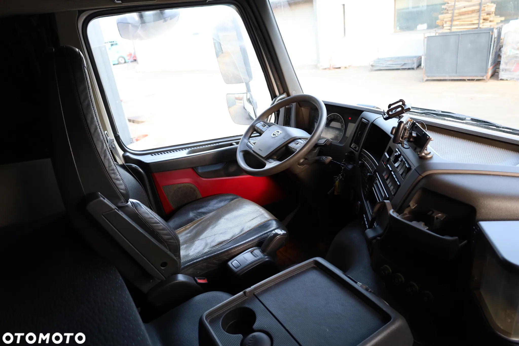 Volvo FMX DZWIG HIAB - 11