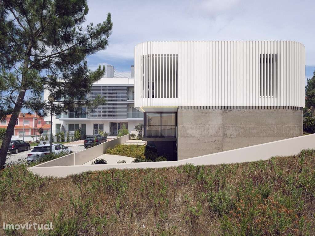 Lote com Projeto de Moradia para venda em A dos Cunhados - Grande imagem: 2/27